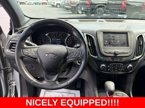 Used 2022 Chevrolet Equinox RS FWD image 17