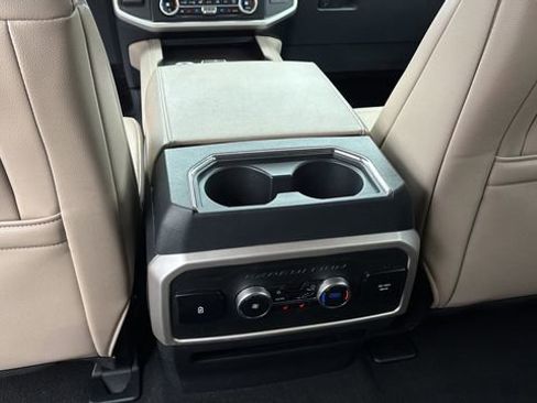 Used 2024 Ford Expedition Max Limited image 21