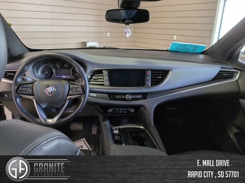 Used 2022 Buick Enclave Essence w/ Experience Buick Package AWD/4WD image 13