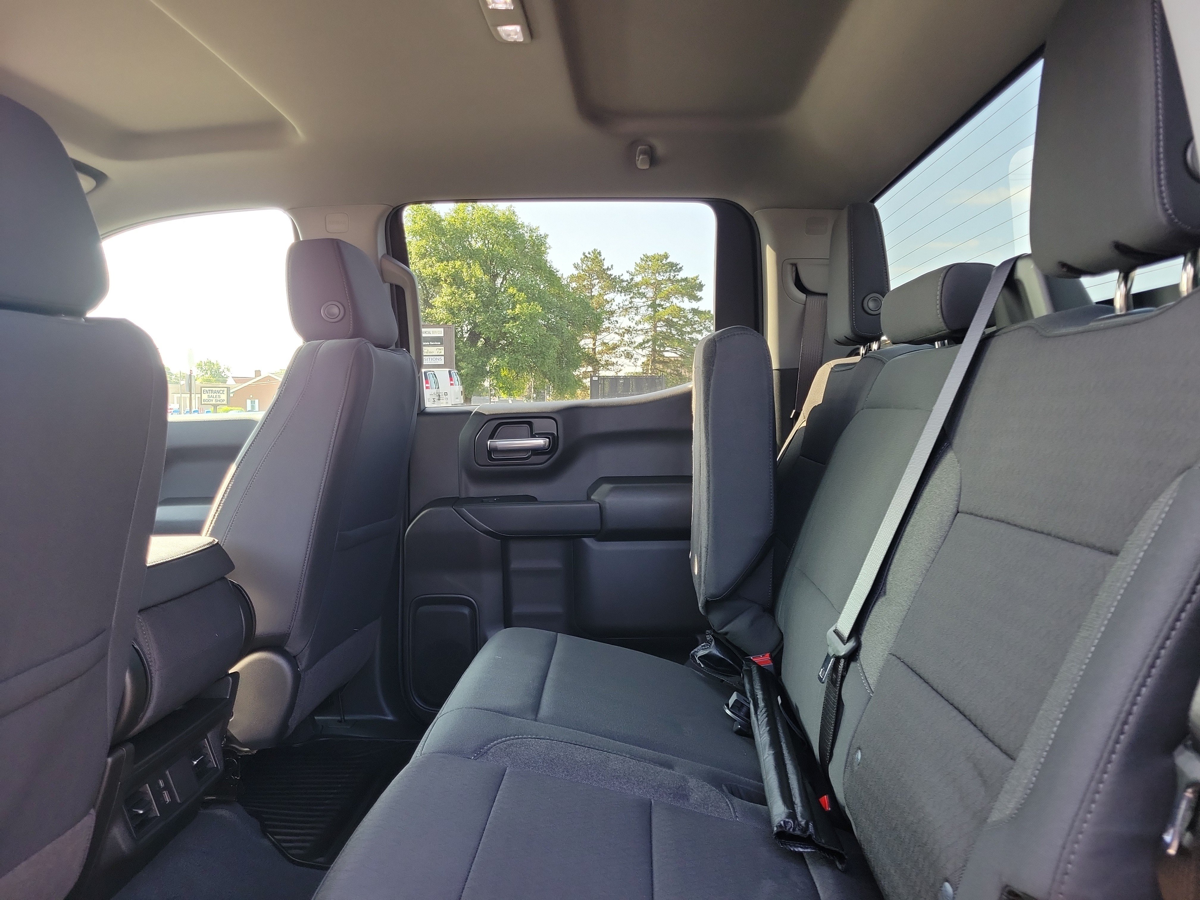Used 2026 Chevrolet Silverado 1500 Custom AWD/4WD image 11
