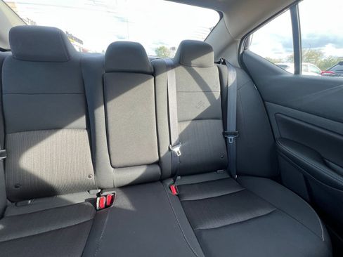 Used 2025 Nissan Altima 2.5 SV image 37