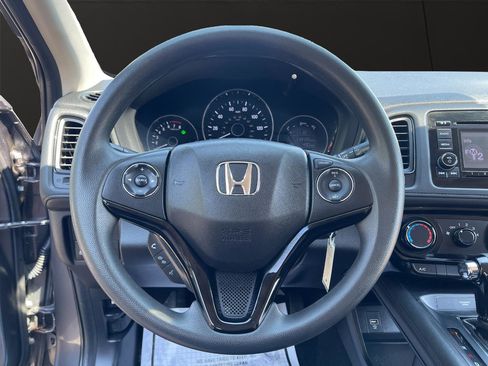 Used 2019 Honda HR-V LX image 10