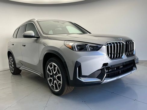 Used 2026 BMW X1 xDrive28i w/ Convenience Package AWD/4WD image 2
