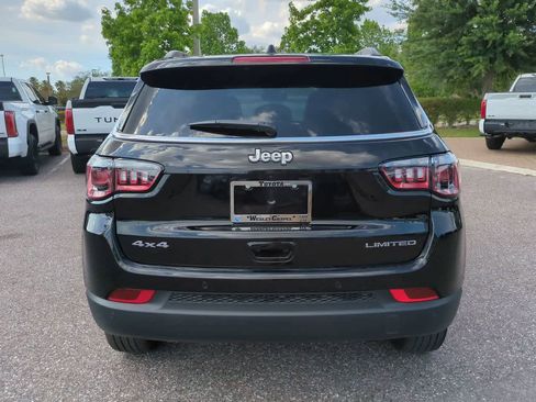 Used 2026 Jeep Compass Limited AWD/4WD image 5