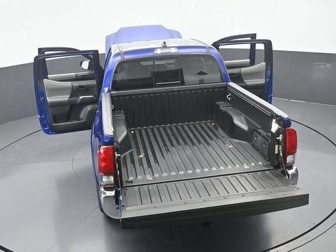 Used 2022 Toyota Tacoma SR5 RWD image 53
