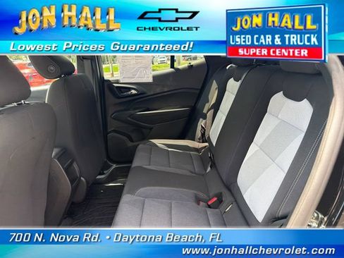 Used 2026 Chevrolet Trax RS FWD image 21