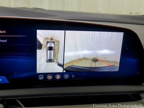 New 2026 Cadillac Optiq Luxury 2 image 14