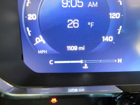 Used 2026 Chevrolet Silverado 2500 LTZ w/ LTZ Convenience Package image 25