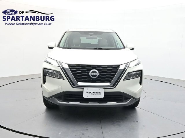 Used 2023 Nissan Rogue SL FWD image 2