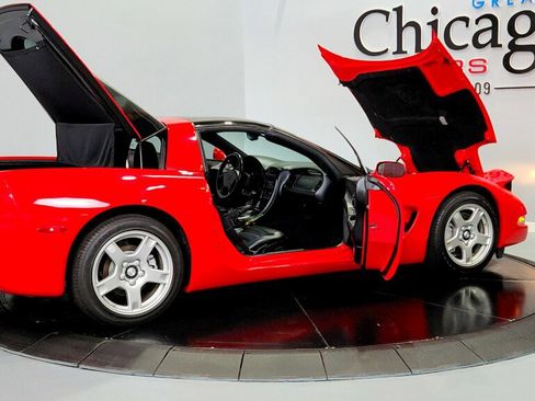 Used 1997 Chevrolet Corvette Coupe w/ Memory Pkg image 12