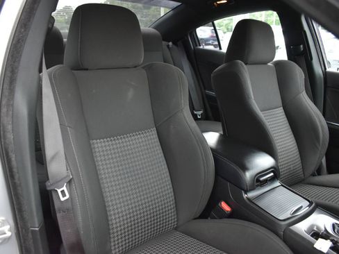 Used 2021 Dodge Charger R/T w/ Harman/Kardon Audio Group RWD image 31