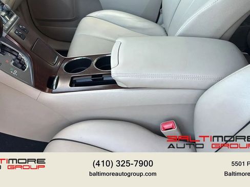 Used 2010 Toyota Venza AWD image 15