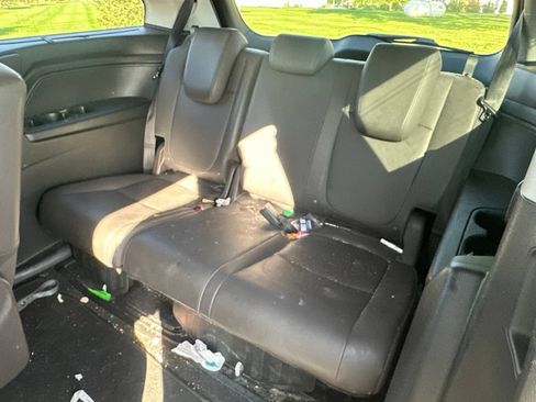 Used 2018 Honda Odyssey Touring image 15