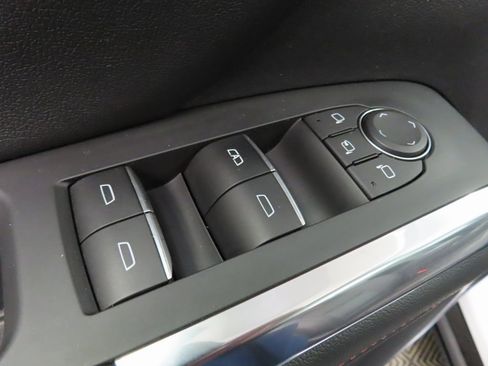 Used 2024 Chevrolet Traverse RS w/ LPO, Floor Liner Package image 68