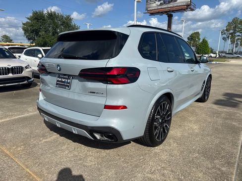 New 2026 BMW X5 xDrive50e w/ M Sport Package AWD/4WD image 5