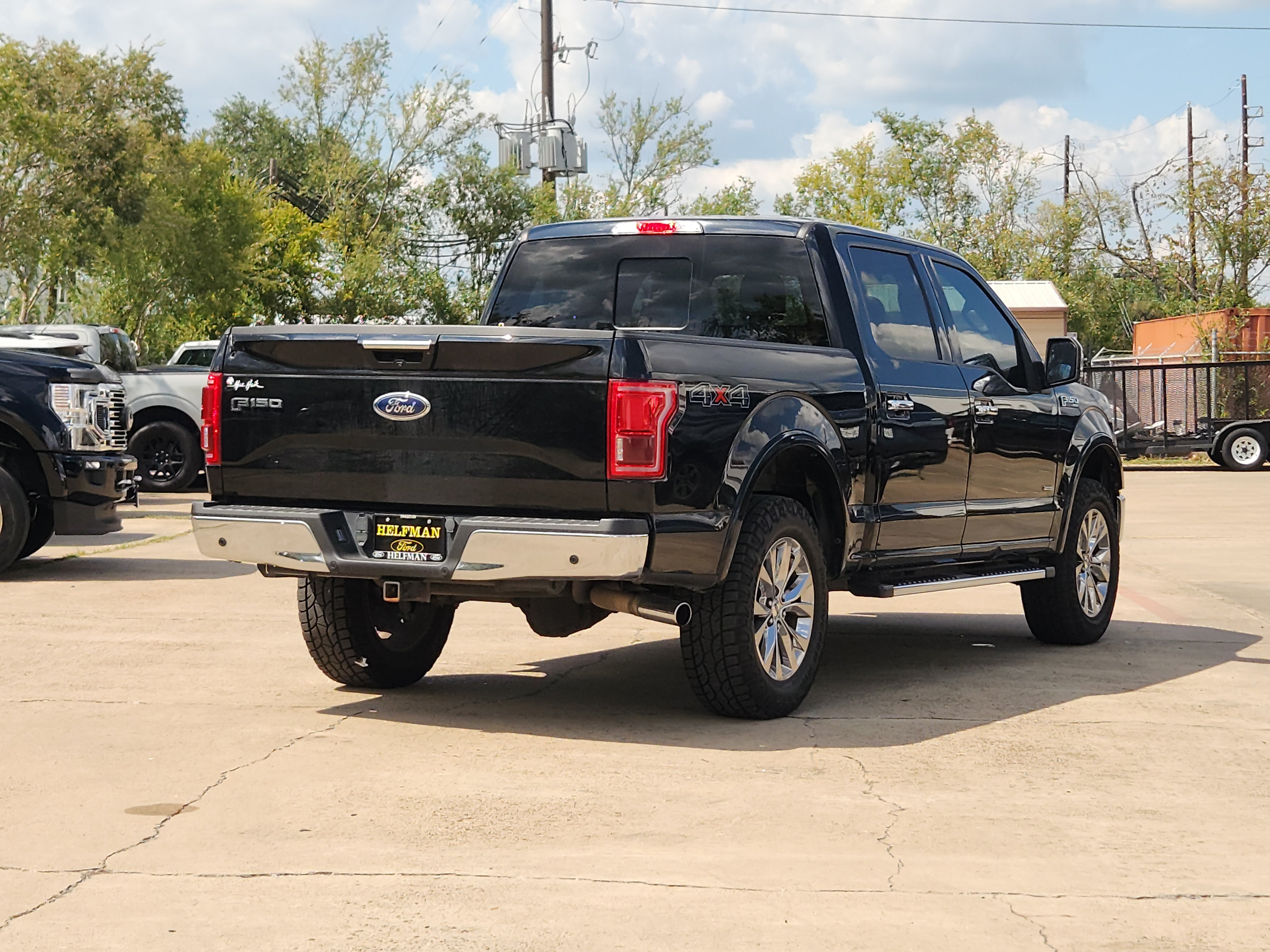 Used 2016 Ford F150 Lariat w/ Equipment Group 502A Luxury AWD/4WD image 4
