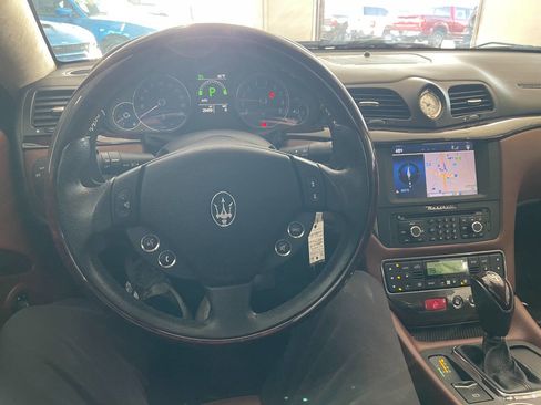 Used 2016 Maserati GranTurismo Sport image 24