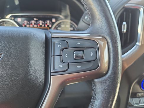 Used 2022 Chevrolet Silverado 2500 High Country w/ Z71 Off-Road Package image 19