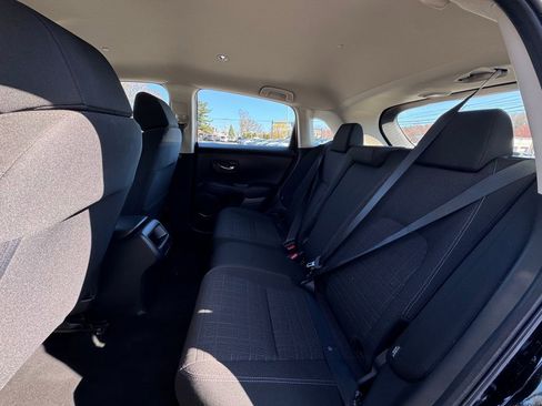 Used 2023 Honda HR-V LX image 13