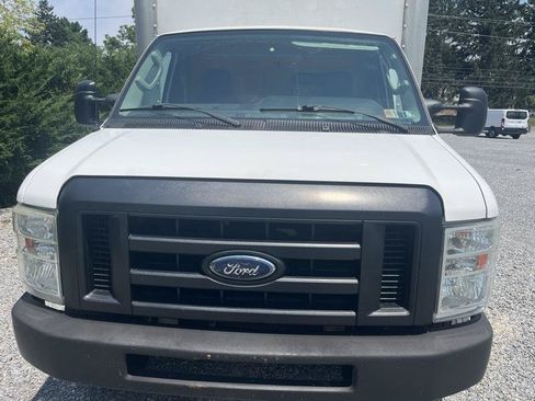Used 2012 Ford E-350 and Econoline 350 Super Duty w/ Payload Pkg RWD image 5