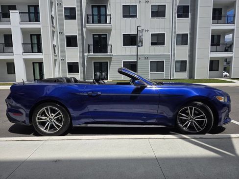 Used 2015 Ford Mustang Premium RWD image 10