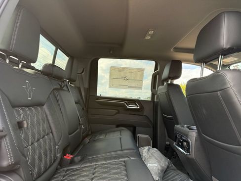 New 2026 GMC Sierra 2500 Denali w/ Technology Package AWD/4WD image 40