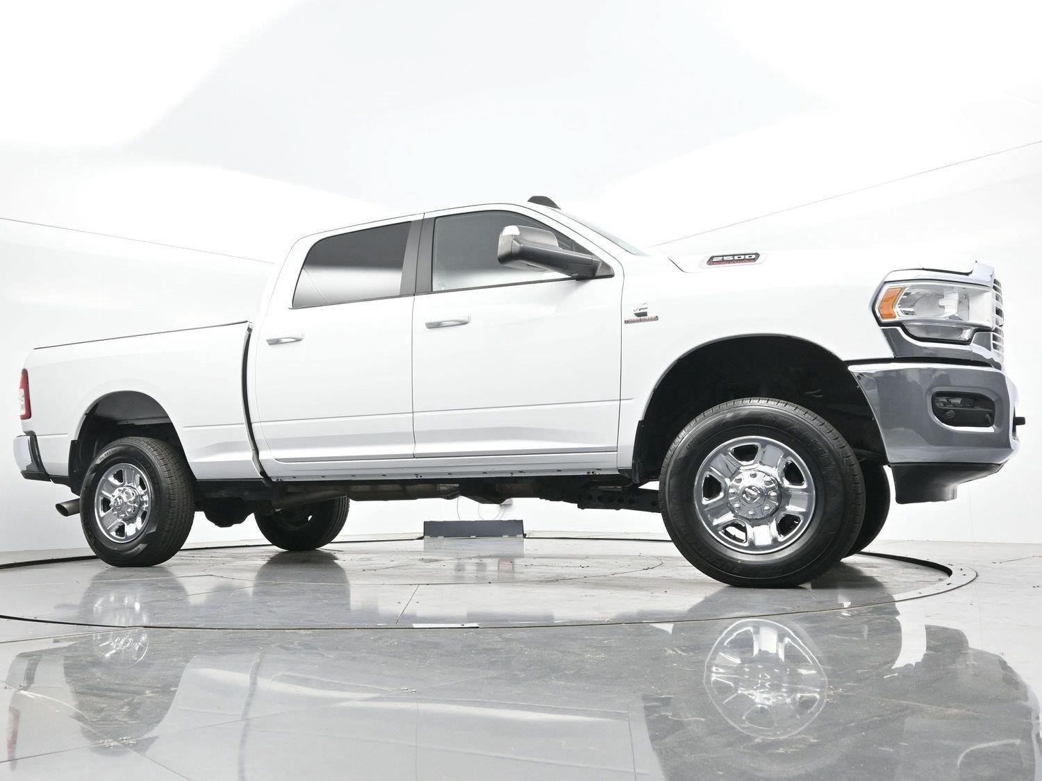 Used 2021 RAM 2500 Big Horn AWD/4WD image 40