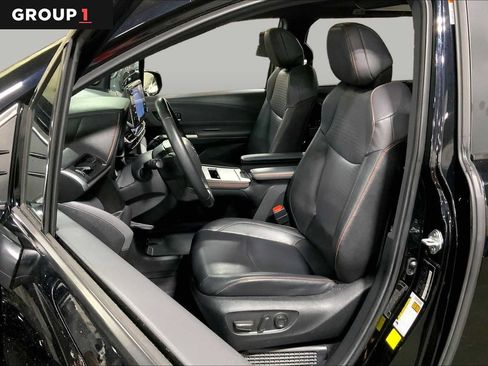 Certified 2024 Toyota Sienna XSE w/ XSE Plus Package AWD/4WD image 8