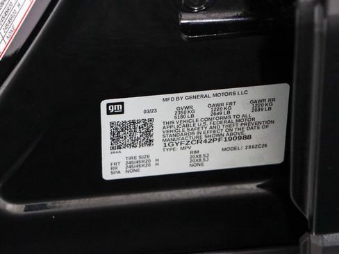 Used 2023 Cadillac XT4 Premium Luxury w/ Cold Weather Package FWD image 33