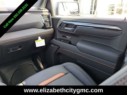 New 2026 GMC Sierra 1500 AT4 w/ AT4 Premium Package image 17