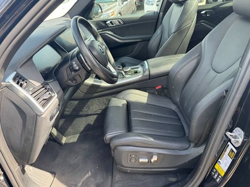 Used 2022 BMW X5 xDrive40i w/ Parking Assistance Package AWD/4WD image 26