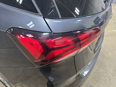 Used 2022 Chevrolet Equinox LT image 37