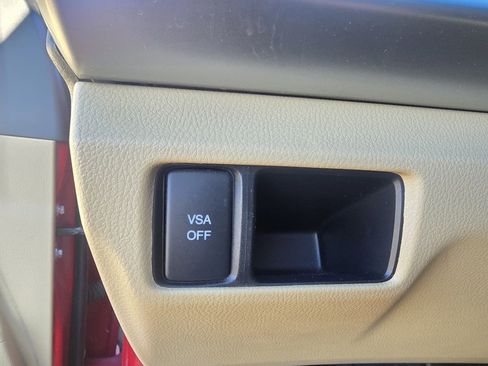 Used 2010 Honda Accord EX-L image 17