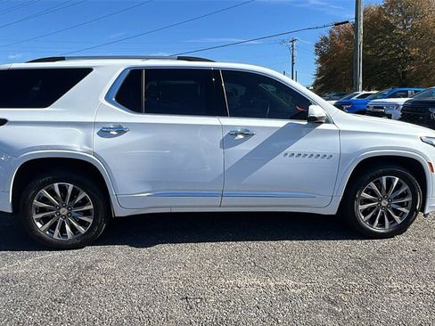 Certified 2023 Chevrolet Traverse Premier image 4