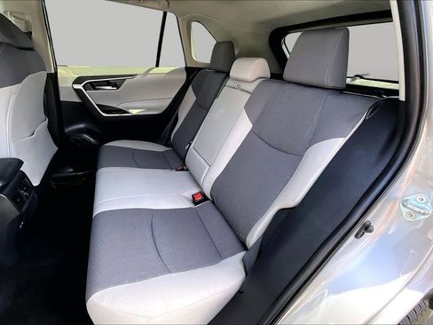 Used 2023 Toyota RAV4 XLE w/ Convenience Package AWD/4WD image 18