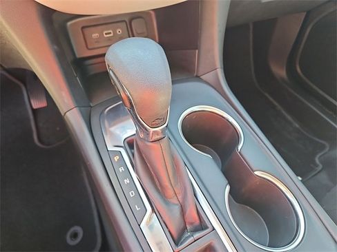 Used 2024 Chevrolet Equinox LS w/ LS Convenience Package image 15