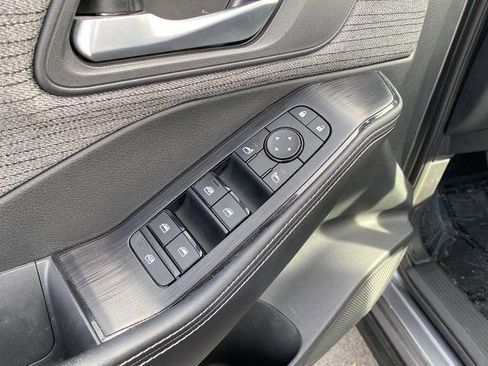 Used 2021 Nissan Rogue SV image 30