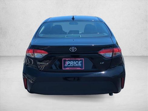 Certified 2024 Toyota Corolla LE FWD image 7