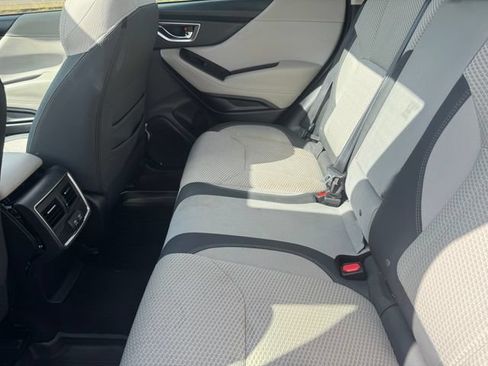Used 2023 Subaru Forester Premium AWD/4WD image 27