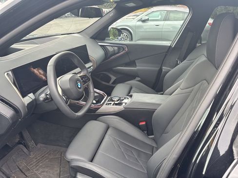 Used 2025 BMW X3 xDrive30i w/ Premium Package image 11