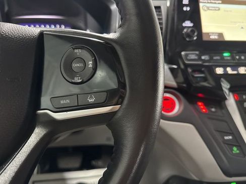 Used 2018 Honda Odyssey EX-L image 23