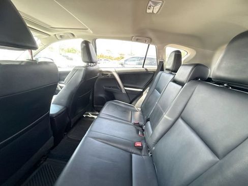 Used 2013 Toyota RAV4 Limited FWD image 10