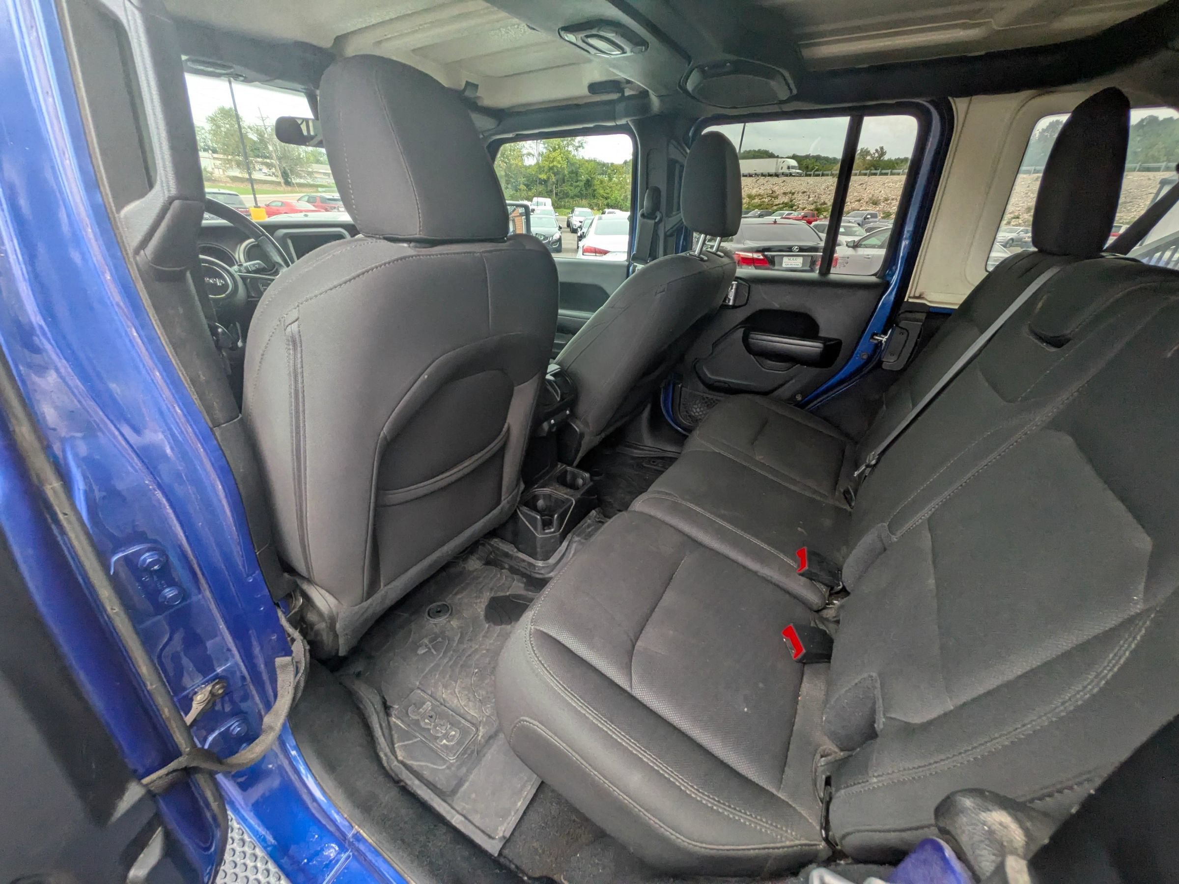Used 2020 Jeep Wrangler Unlimited Sport AWD/4WD image 29