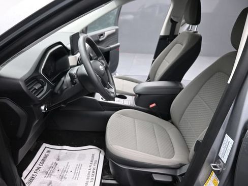 Used 2022 Ford Escape SE AWD/4WD image 11