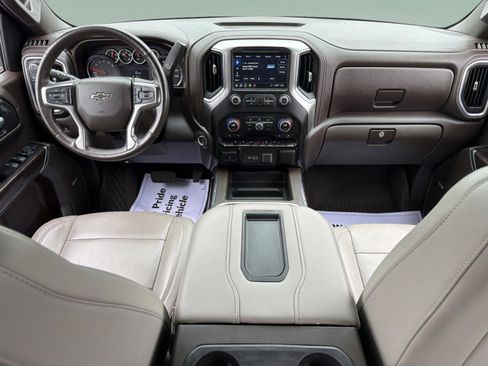 Used 2020 Chevrolet Silverado 1500 RST AWD/4WD image 13