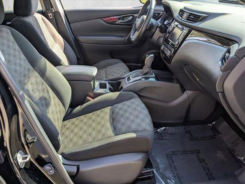 Used 2019 Nissan Rogue Sport SV w/ All-Weather Package image 20