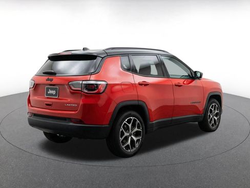 Used 2025 Jeep Compass Limited AWD/4WD image 11
