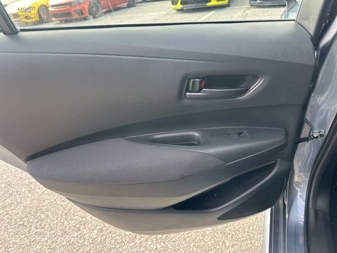 Used 2025 Toyota Corolla LE image 23