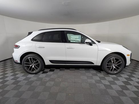 New 2026 Porsche Macan S image 8
