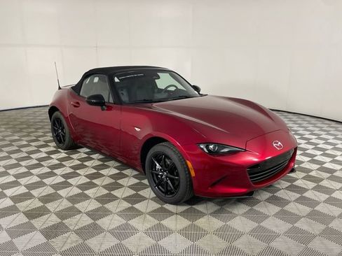 Certified 2025 MAZDA MX-5 Miata Sport RWD image 23